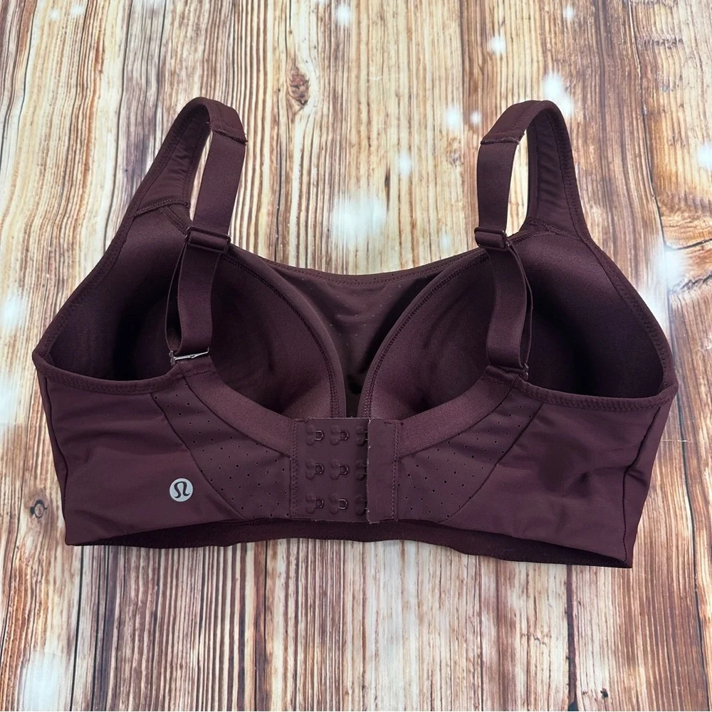 Lululemon Athletica Women’s Run Times Sports Bra Burgundy Size E34